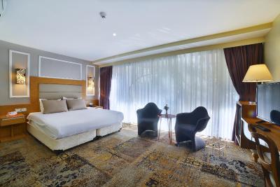 آل سیزن هتل