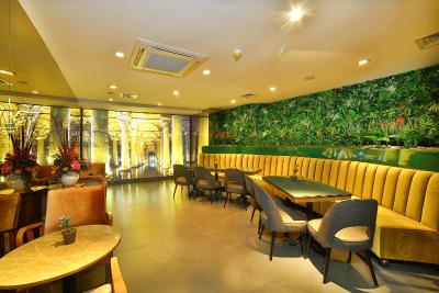 آل سیزن هتل