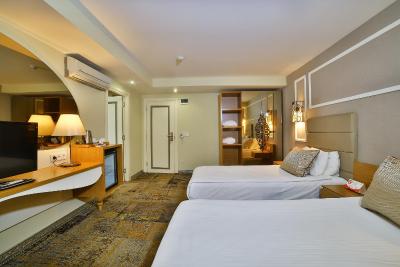 آل سیزن هتل