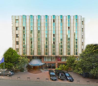 آل سیزن هتل