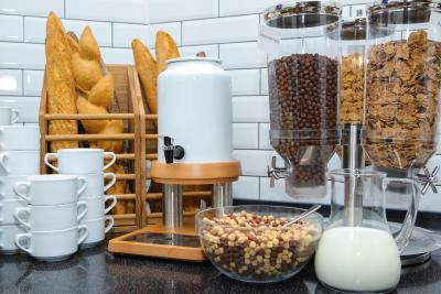 هالیدی این اکسپرس ایروان