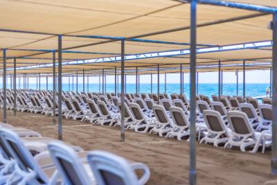 اورنج کانتی ریزورت هتل بلک