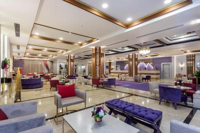 اورنج کانتی ریزورت هتل بلک