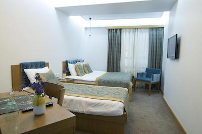 کومبالی سوئیت هتل