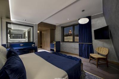 د وینگز هتل استانبول