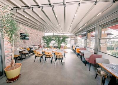 لارا هادریانوس