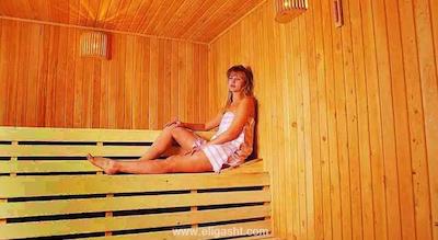 لارا هادریانوس