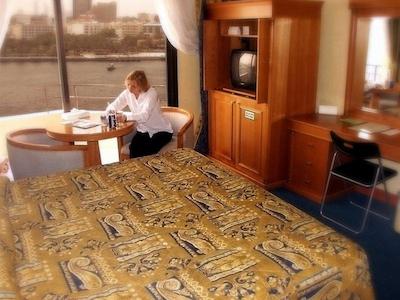 ال خلیج هالیدی