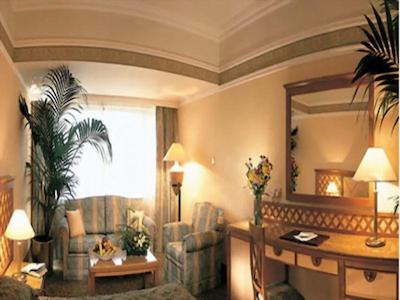 ال خلیج هالیدی