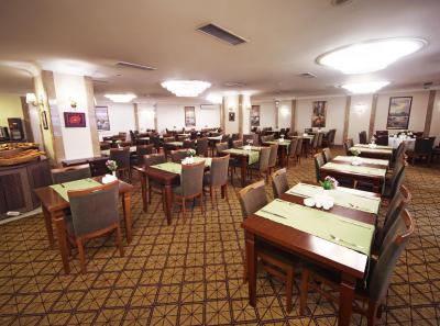 پارما هتل داون تاون