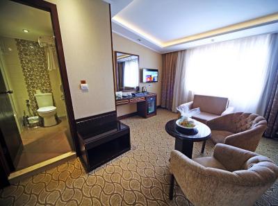 پارما هتل داون تاون