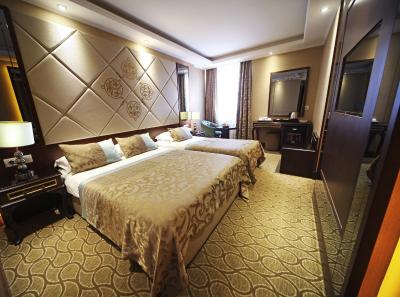 پارما هتل داون تاون