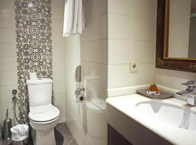 پارما هتل داون تاون