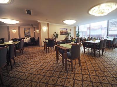 پارما هتل داون تاون