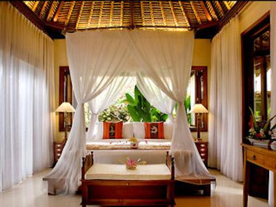 د هیل ویلاز