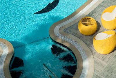 رزیدنس دیره بای له مریدین