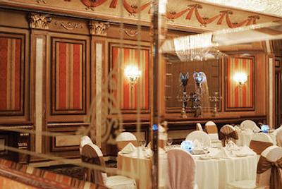 رزیدنس دیره بای له مریدین