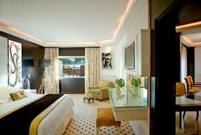 رزیدنس دیره بای له مریدین