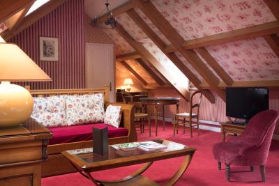 ریوز د نتر دام