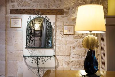 ریوز د نتر دام