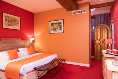 ریوز د نتر دام