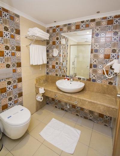 بلو واو سویت هتل