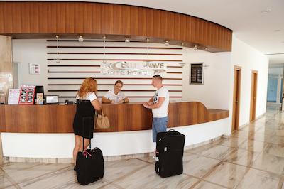 بلو واو سویت هتل