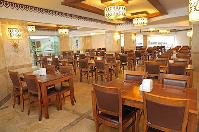 بلو واو سویت هتل