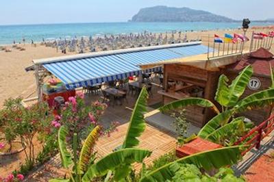 بلو واو سویت هتل