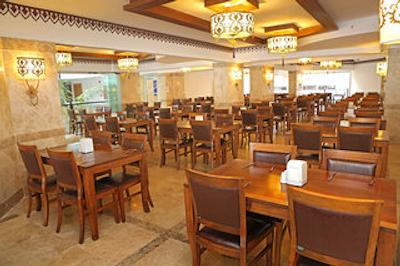 بلو واو سویت هتل