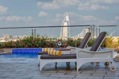 متروپولیتن دبی