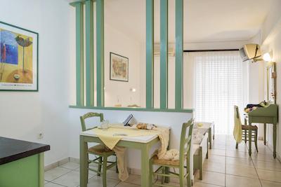 انجلا اپارتمنتز