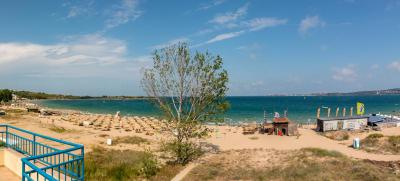 رویال بیچ هتل