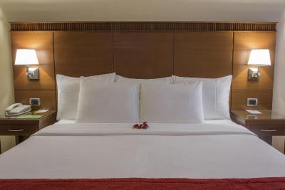 کورتیارد بای ماریت ونیس آیرپرت