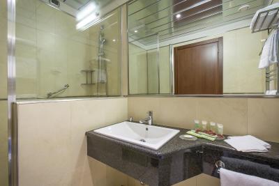 کورتیارد بای ماریت ونیس آیرپرت