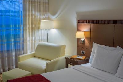 کورتیارد بای ماریت ونیس آیرپرت