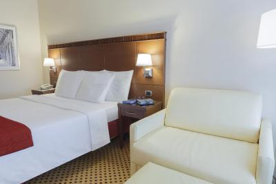 کورتیارد بای ماریت ونیس آیرپرت