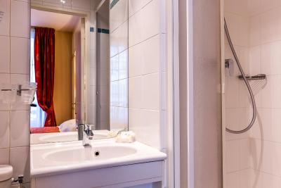 اوستینز ساینت لازار