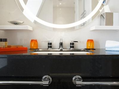 هتل منتین پاریز