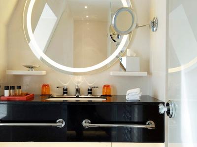 هتل منتین پاریز