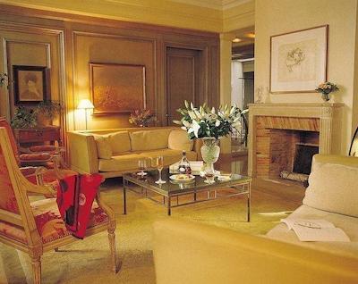 هتل د لارکاد