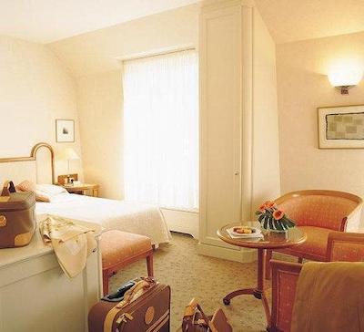 هتل د لارکاد