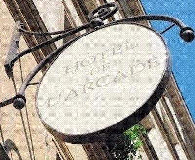 هتل د لارکاد