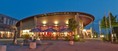 بست وسترن پلاس کنراد زوس هتل