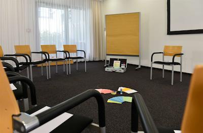 بست وسترن پلاس کنراد زوس هتل