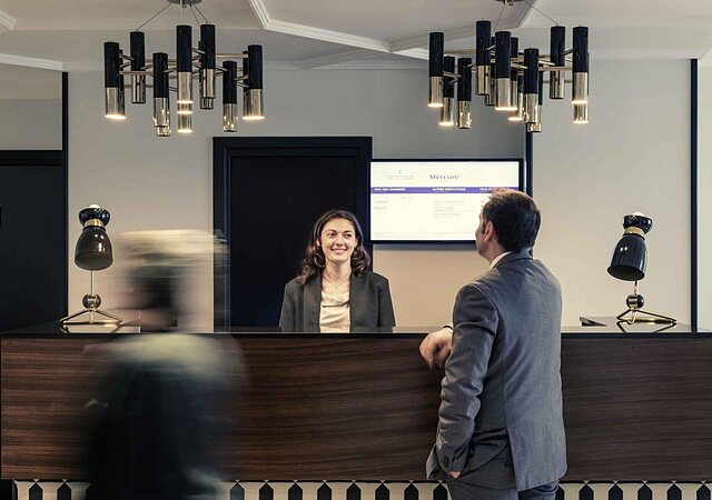 هتل مرکور پاریز ارک د تریمف واگرام