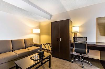 اسلیپ این مدیکال دیستریکت