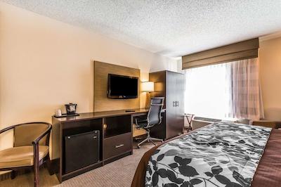 اسلیپ این مدیکال دیستریکت