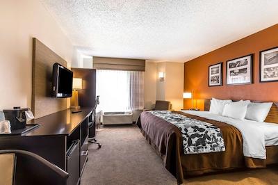 اسلیپ این مدیکال دیستریکت