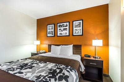 اسلیپ این مدیکال دیستریکت